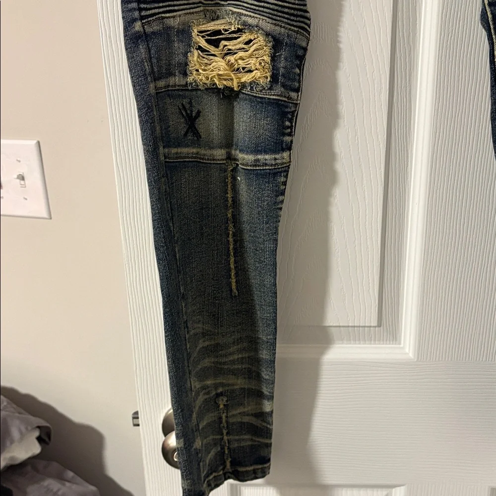 Reason Men's Distressed Blue Denim Jeans - Picture 6 of 9